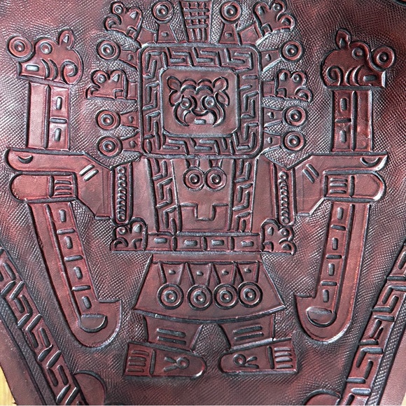 Vintage Handcrafted Mexican Leather Saddle Seat Folding Tripod Camping Stool - Picture 5 of 13